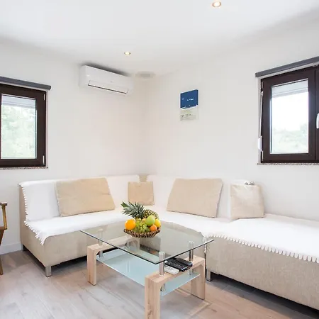 فيلة Peaceful Vacation Galižana