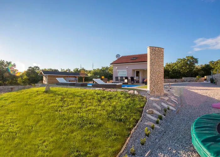 Peaceful Vacation Villa